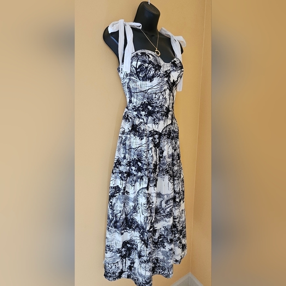Thailand Maxi Dress - Picture 2 of 4